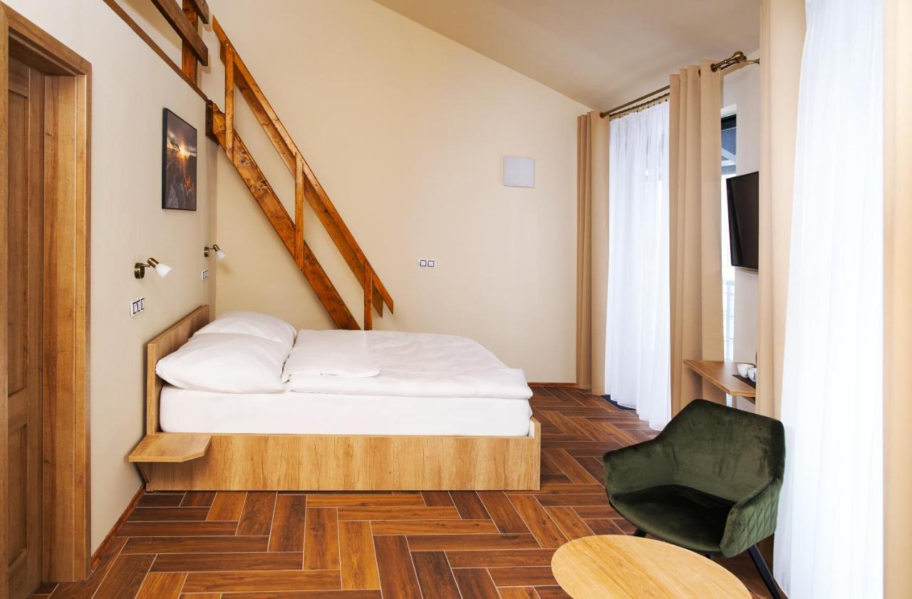 Hotel Dymnik Rumburk Exteriör bild