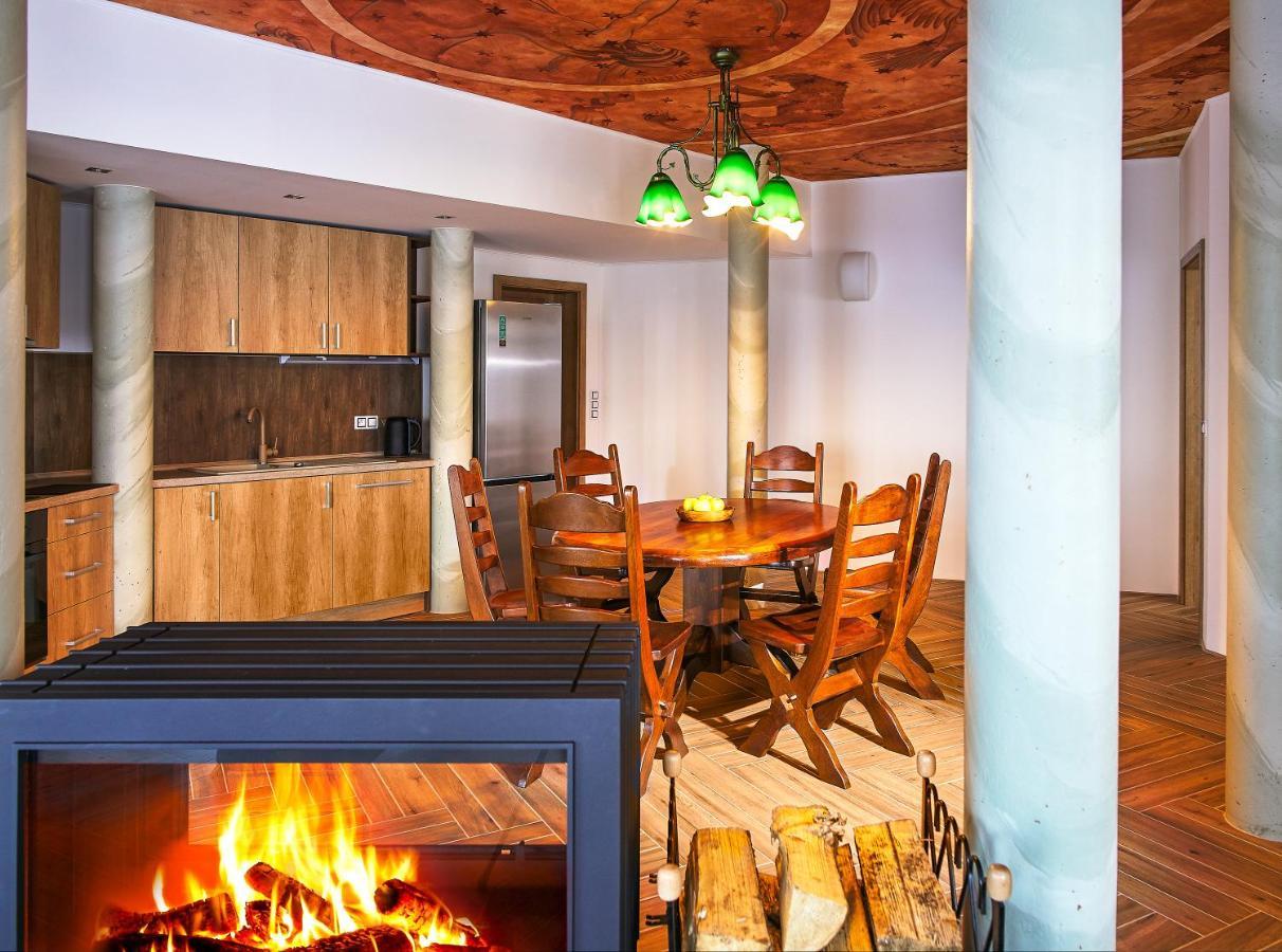 Hotel Dymnik Rumburk Exteriör bild