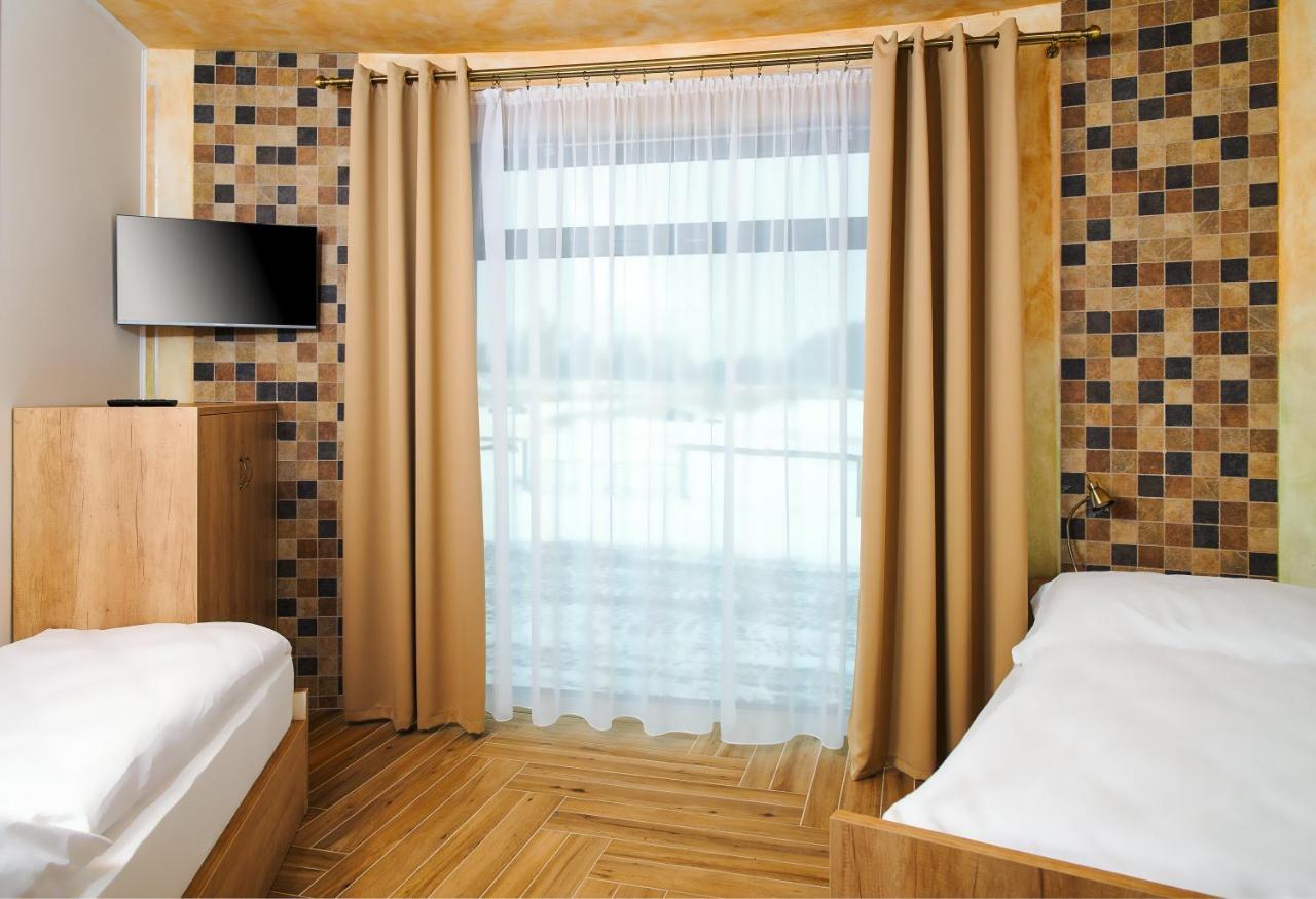 Hotel Dymnik Rumburk Exteriör bild