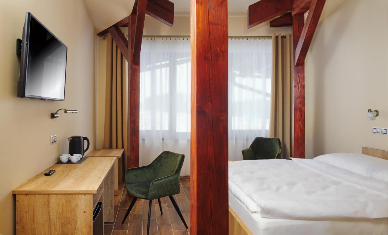 Hotel Dymnik Rumburk Exteriör bild