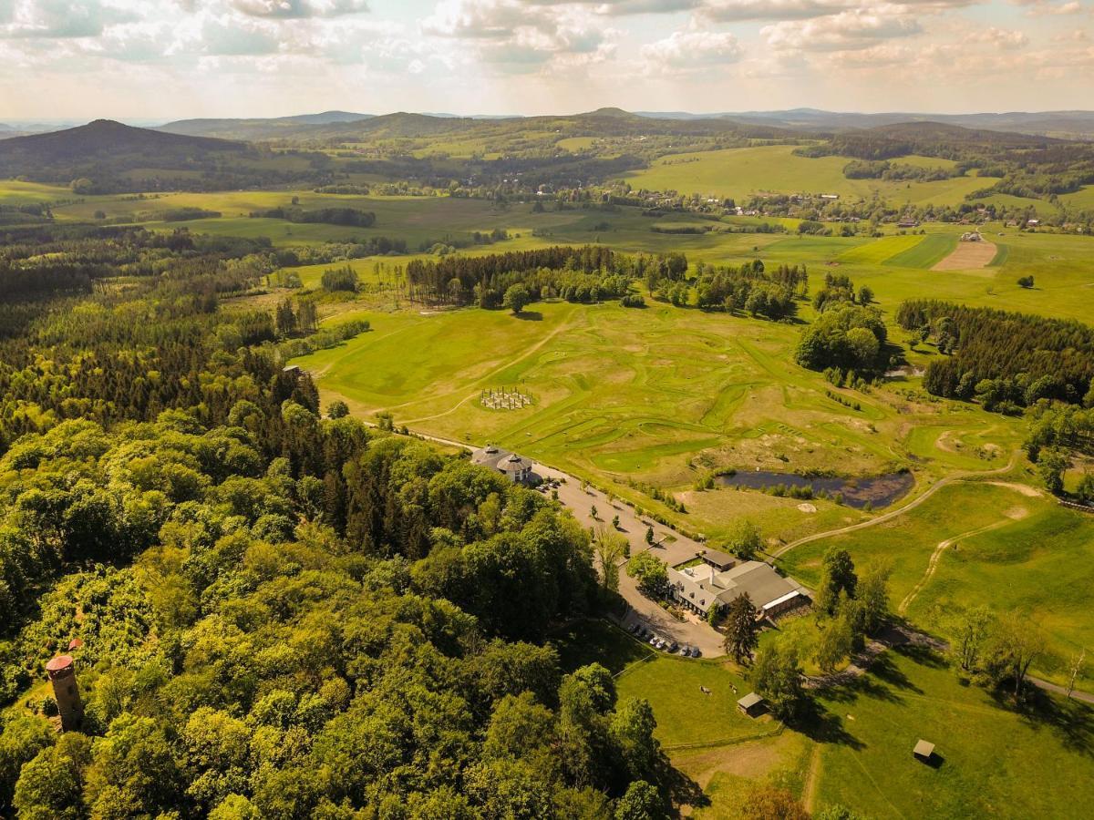 Hotel Dymnik Rumburk Exteriör bild
